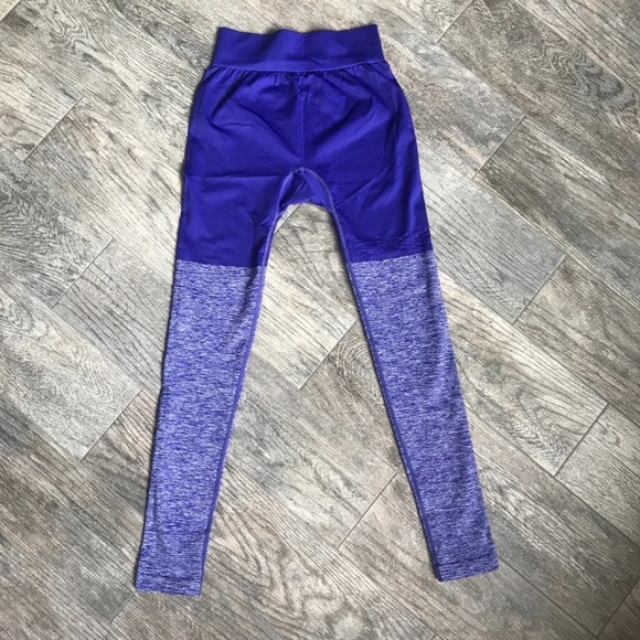 Gymshark two tone leggings - Picture 2 of 7